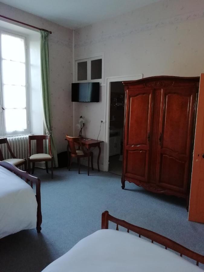Aigurande Hotel Du Berry מראה חיצוני תמונה