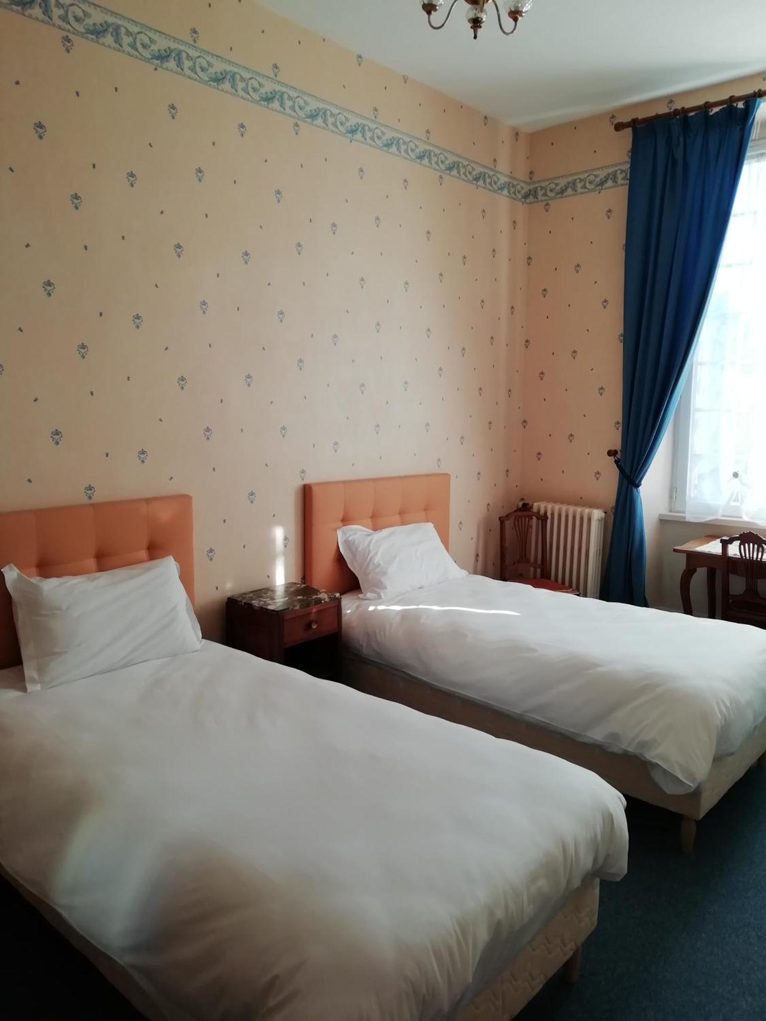 Aigurande Hotel Du Berry מראה חיצוני תמונה